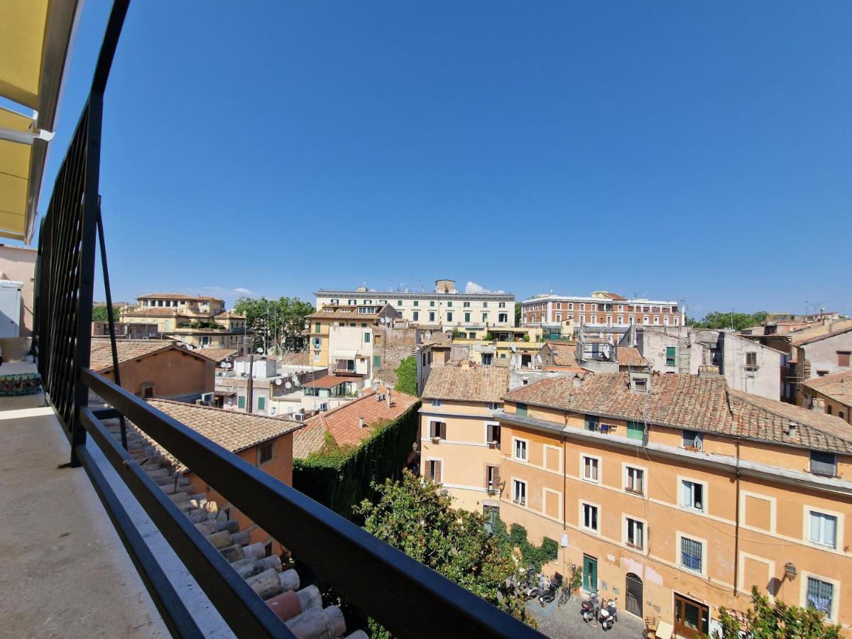 Luxury Top Floor In Trastevere โรม ภายนอก รูปภาพ