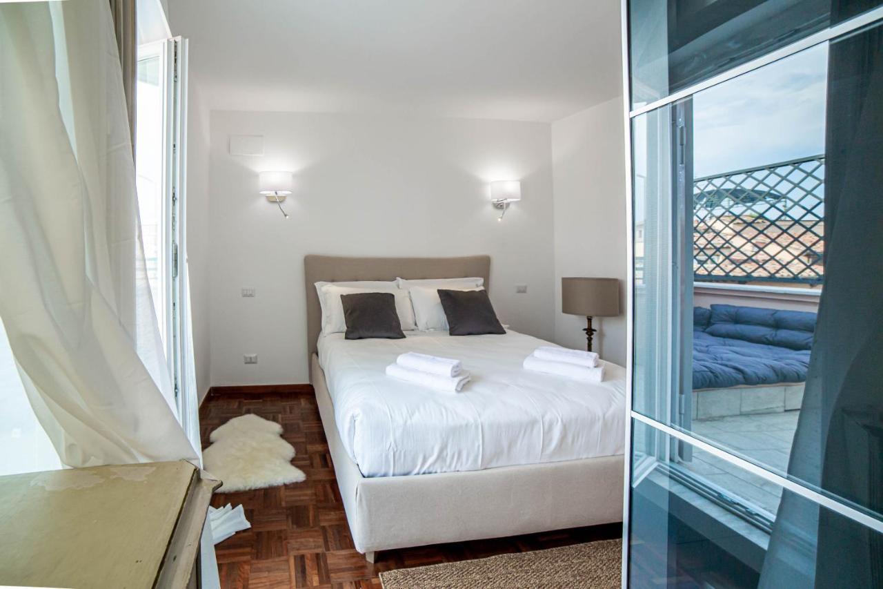 Luxury Top Floor In Trastevere โรม ภายนอก รูปภาพ