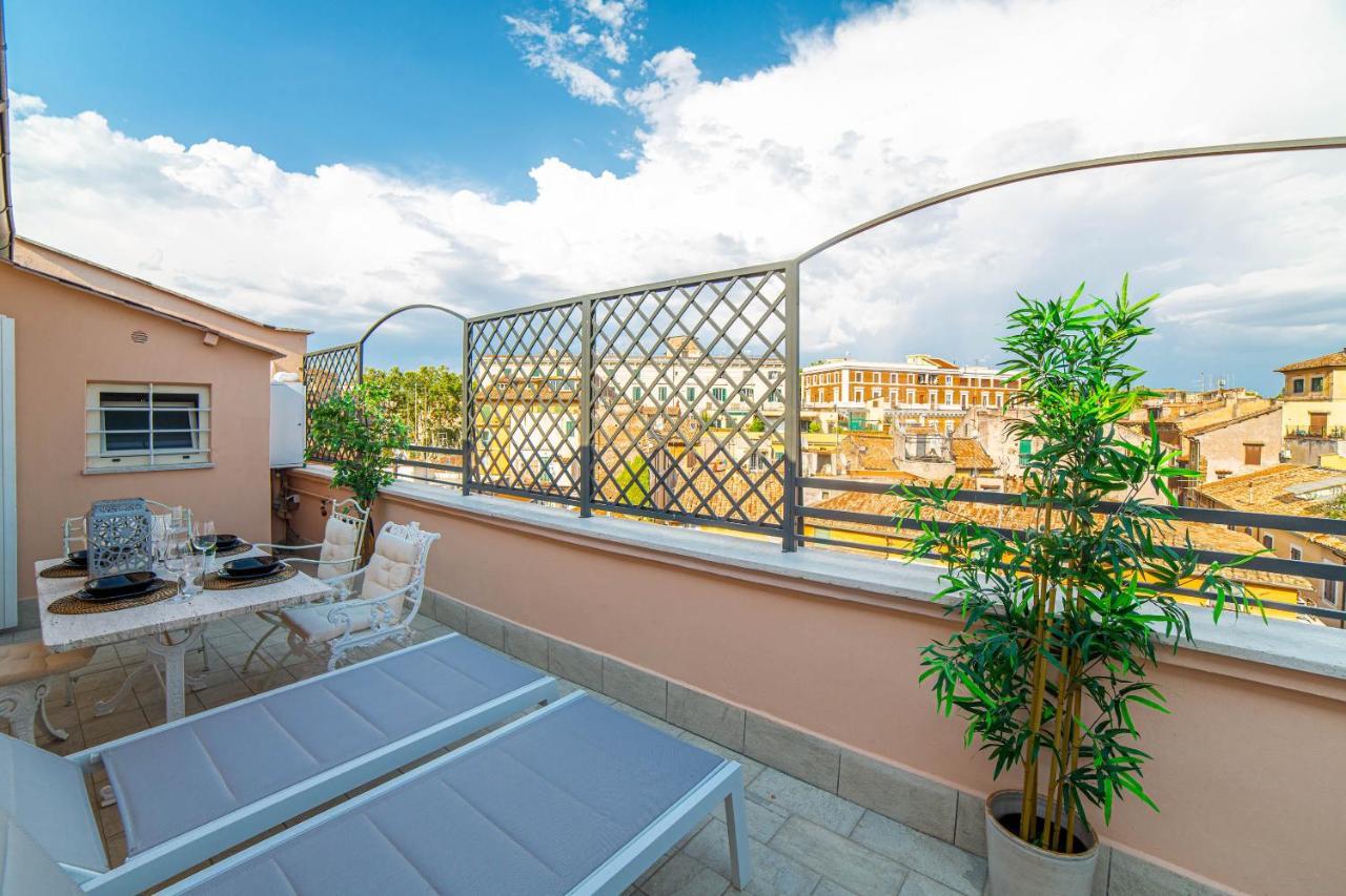 Luxury Top Floor In Trastevere โรม ภายนอก รูปภาพ