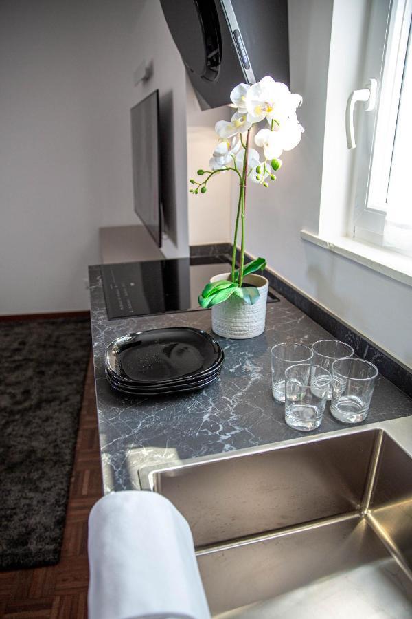 Luxury Top Floor In Trastevere โรม ภายนอก รูปภาพ
