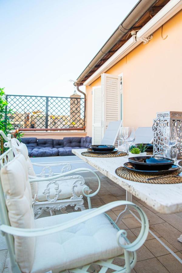 Luxury Top Floor In Trastevere โรม ภายนอก รูปภาพ