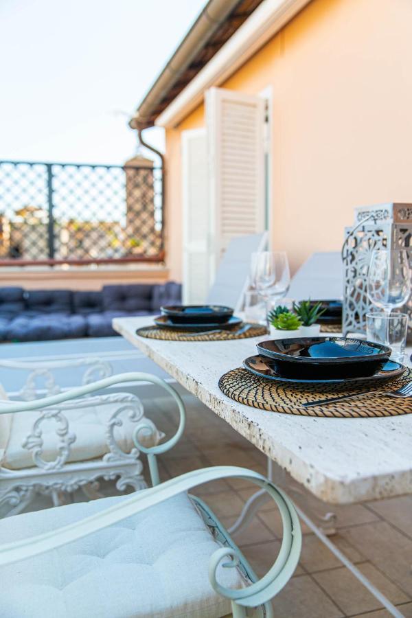 Luxury Top Floor In Trastevere โรม ภายนอก รูปภาพ