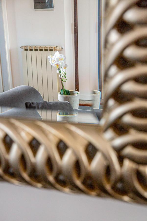 Luxury Top Floor In Trastevere โรม ภายนอก รูปภาพ