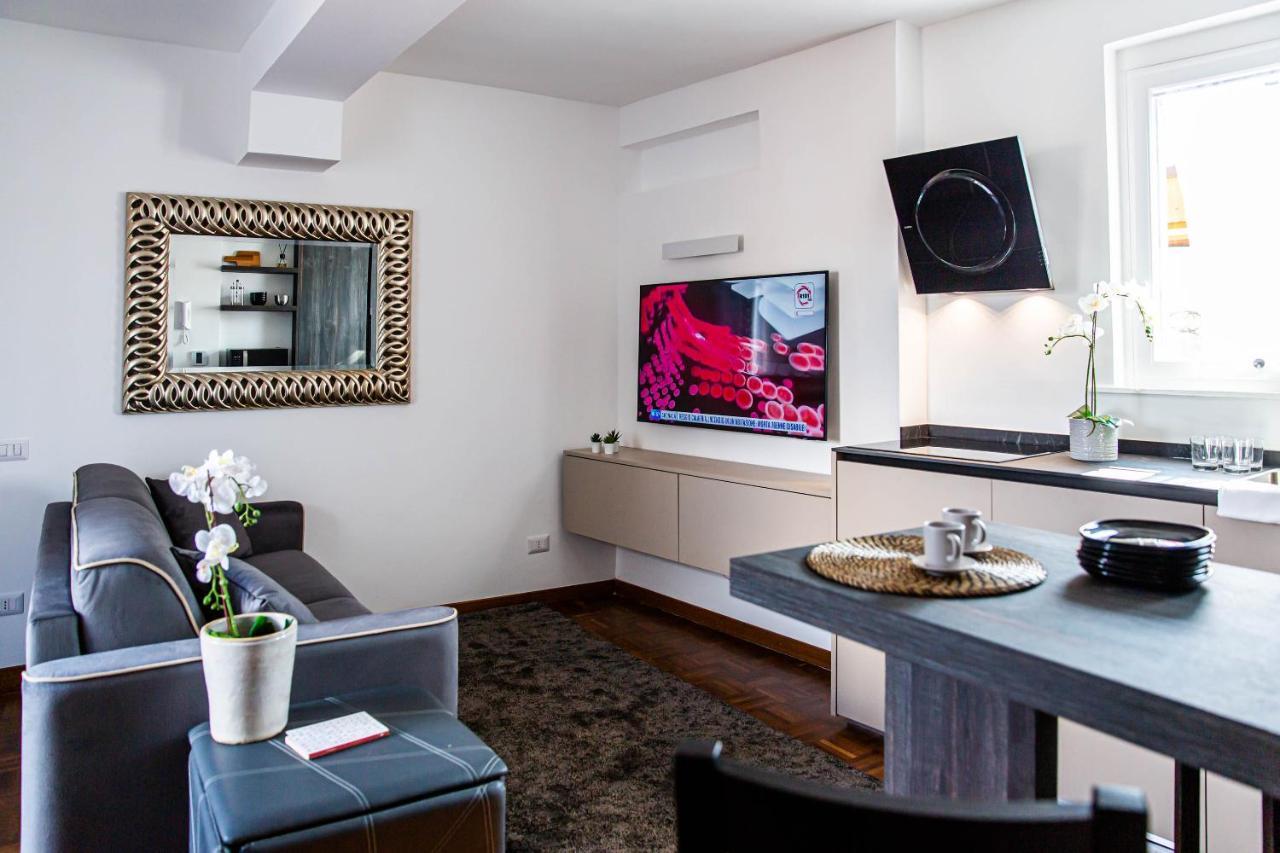 Luxury Top Floor In Trastevere โรม ภายนอก รูปภาพ