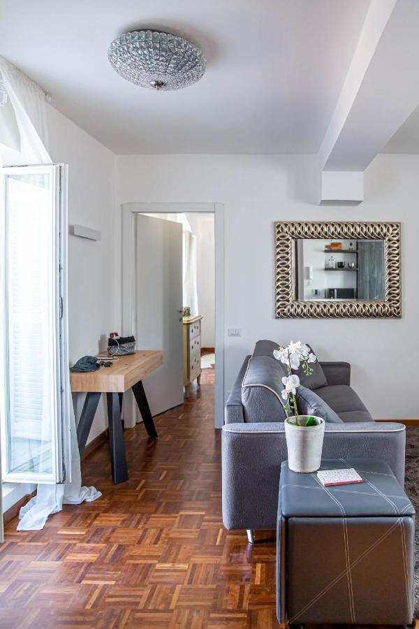 Luxury Top Floor In Trastevere โรม ภายนอก รูปภาพ