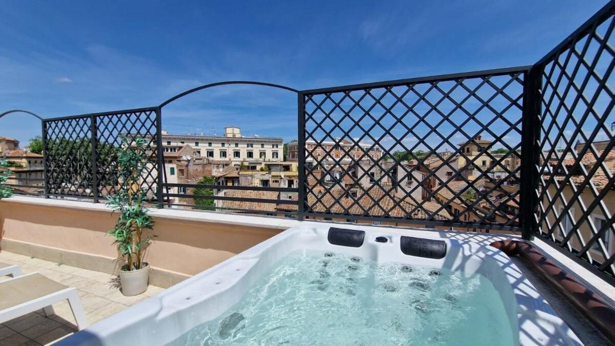 Luxury Top Floor In Trastevere โรม ภายนอก รูปภาพ